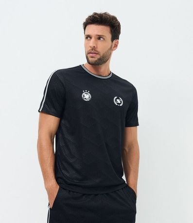 Remera Deportiva Regular con Tecnologia Dry y Detalles Heatprint