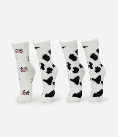 Kit 02 Medias Caña Larga en Pelo Artificial con Estampado Vaca