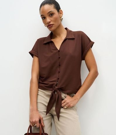 Blusa Texturizada en Viscosa con Botones y Lazo