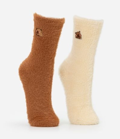 Kit 02 Medias Caña Larga en Pelo Artificial con Aplicación Carpincho