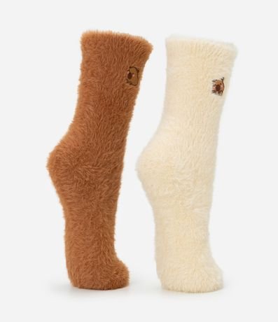 Kit 02 Medias Caña Larga en Pelo Artificial con Aplicación Carpincho 3