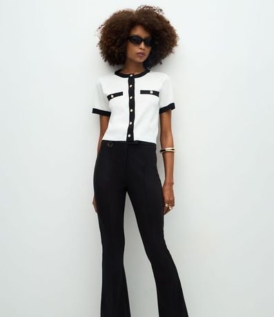 Pantalón Fit Flare en Punto Roma con Hebilla