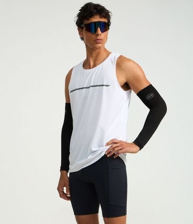 Bermuda Deportiva en Microfibra con Compresión 5