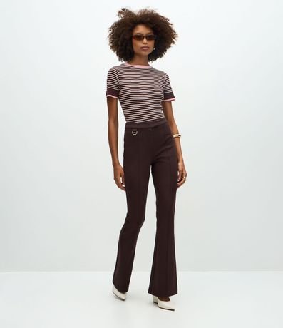 Pantalón Fit Flare en Punto Roma con Hebilla