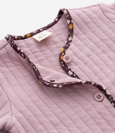 Conjunto Infantil Capitoneada con Campera Biés Floral y Pantalón – Talle 0 a 18 Meses 10