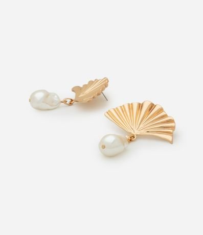 Caravana Mediana en Metal con Colgante Perla Orgánica 2