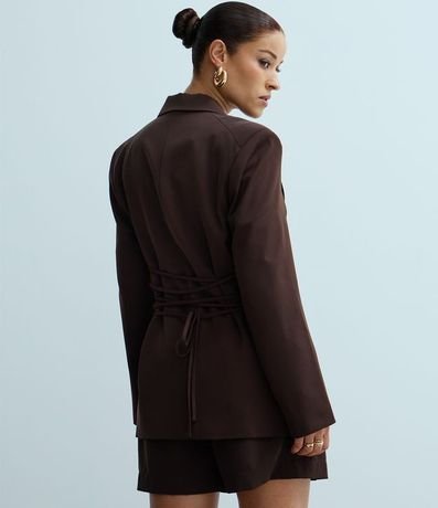 Blazer Sastre con Lazo en la Espalda 3