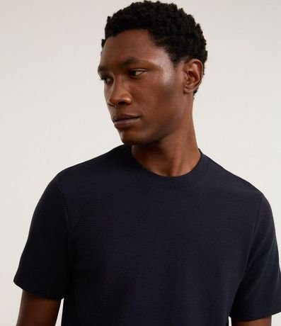 Remera Slim en Algodón con Textura Acanalada 4