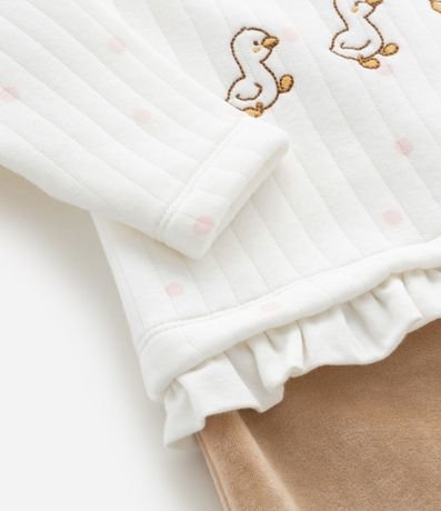Mono Infantil Capitoneada con Patitos Bordados – Talle 0 a 18 Meses 8