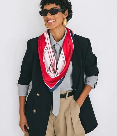 Pañuelo Satinado Estampado con Rayas Navy 1