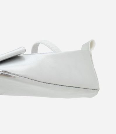 Zapatilla Infantil Barnizada con Lazo - Talle 15 a 19 3