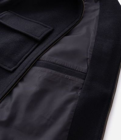 Campera Trucker Pesada en Polivelour con Bolsillos 11