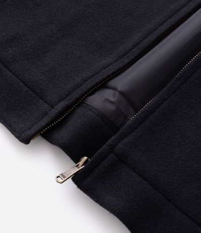 Campera Trucker Pesada en Polivelour con Bolsillos 12