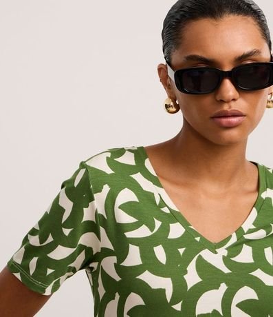 Blusa en Viscolycra con Escote V y Estampa Abstracta 3