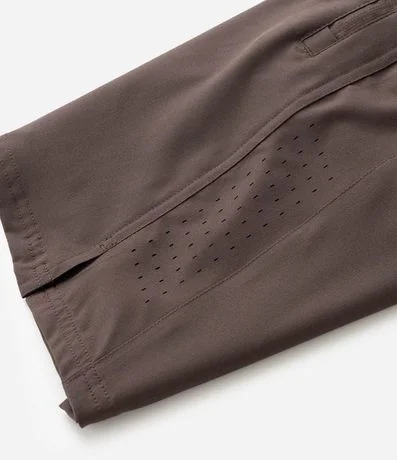 Bermuda Deportiva con Cintura elástica y Bolsillos con Cierre 4