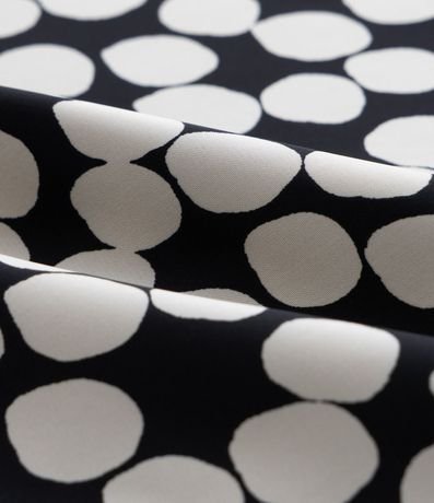 Musculosa en Crepé Satinado de Lunares con Bretel Ancho Curve & Plus Size 8