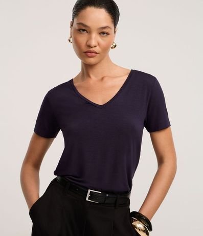 Blusa Básica en Viscosa con Escote V