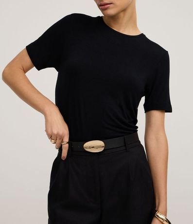Blusa Básica en Viscosa con Cuello Redondo 4