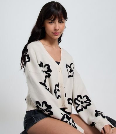 Cardigan en Jacquard con Botones y Flores