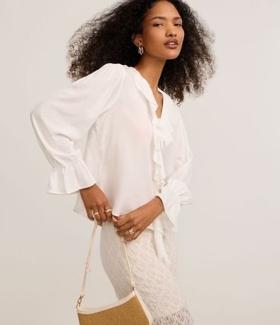 Blusa en Viscosa con Volados en el Escote y Puño 4