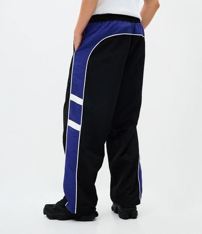 Pantalón Deportiva Microfibra con Paneles Laterales 4