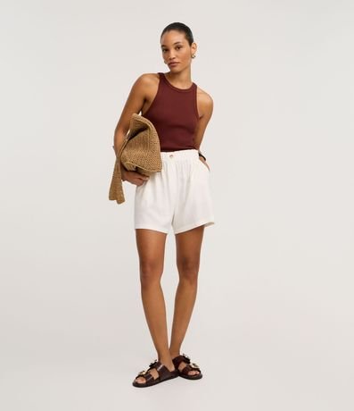 Short Runner en Viscolino con Botón en la Cintura