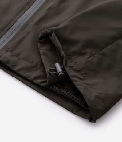 Campera Rompevientos con Capucha y Bolsillo con Cierre 4