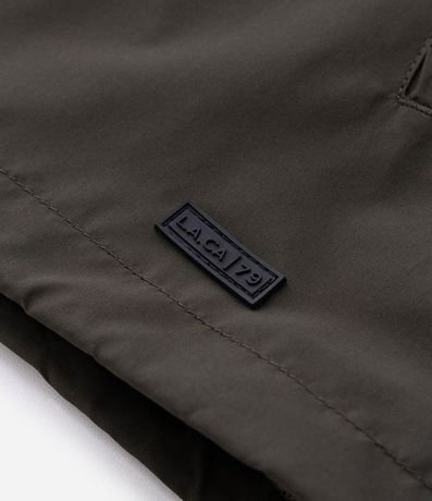 Campera Rompevientos con Capucha y Bolsillo con Cierre 5