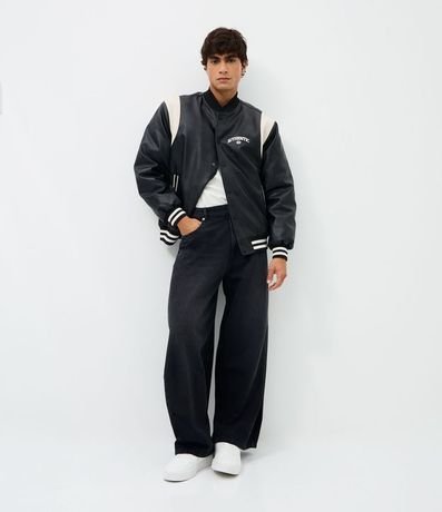 Campera Bomber en PU con Recortes y Bordado al Frente y en la Espalda 2