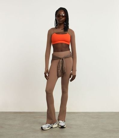 Pantalón Legging Flare Deportiva en Microfibra con Fenda 2