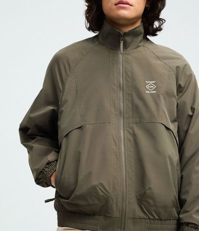 Campera Rompeviento con Recortes Delanteros y Bolsillo de Cremallera 5