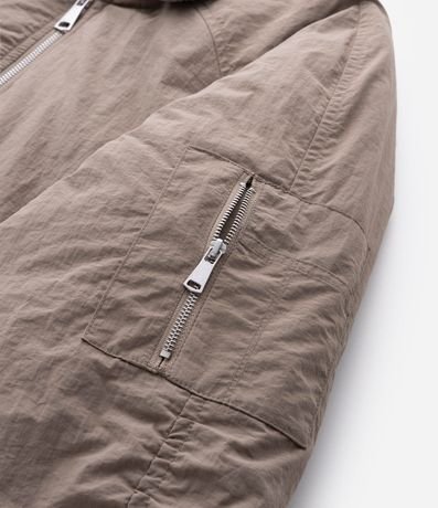 Campera Bomber en Poliamida con Bolsillos 10