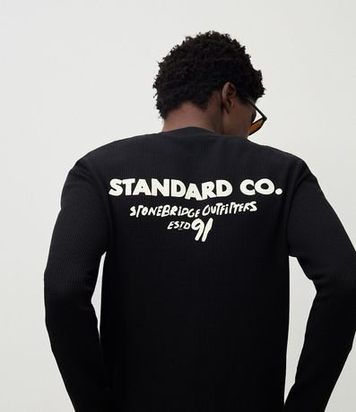 Remera Manga larga con Textura Waffle con Lettering
