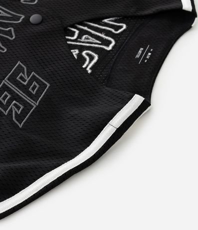 Camisa Deportiva en Textura Mesh con Bordado Breaker 11