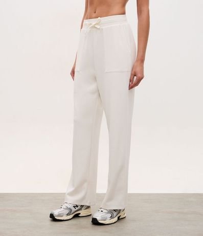 Pantalón Recto Deportiva en Modal con Bolsillos 2