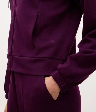 Campera Deportiva Regular en Modal con Capucha 3