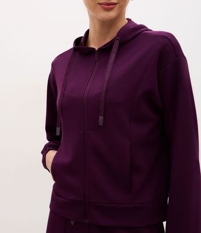 Campera Deportiva Regular en Modal con Capucha 4