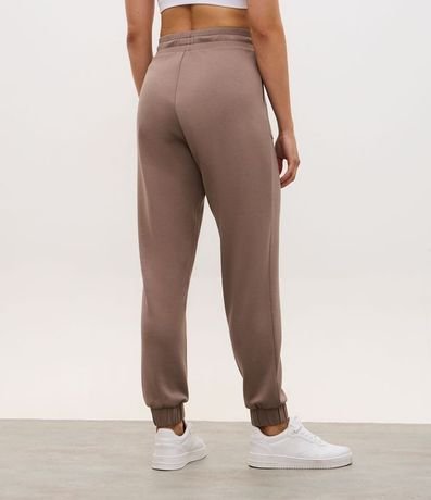 Pantalón Jogger Deportiva en Modal con Bolsillos 4
