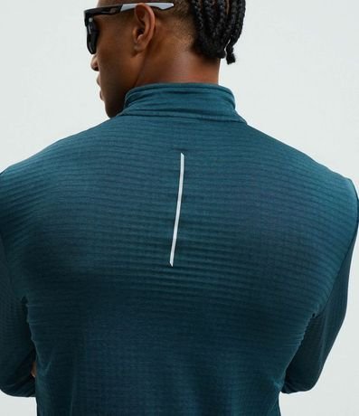 Remera Térmica Deportiva Acanalada y Cuello con Cierre 3