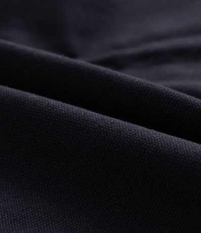 Campera Trucker en Sarga con Cuello de Terciopelo Contrastante y Bolsillos 3