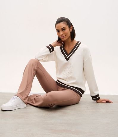 Suéter Oversized Deportivo con Lettering Bordado