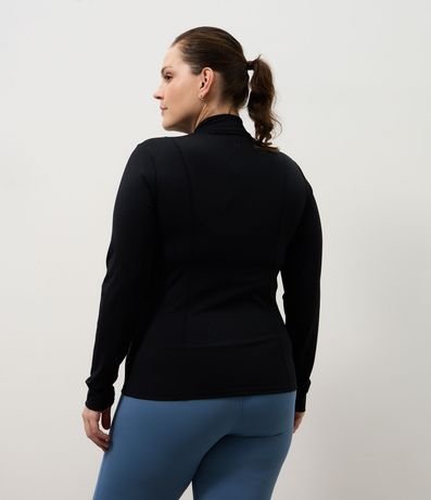 Campera Deportiva en Microfibra con Cremallera y Bolsillos 9