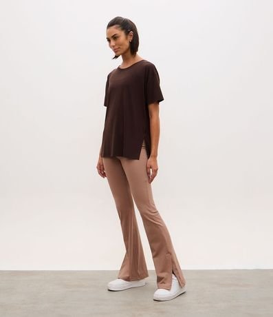 Remera Regular en Microfibra Amplia con Encajes Laterales 2