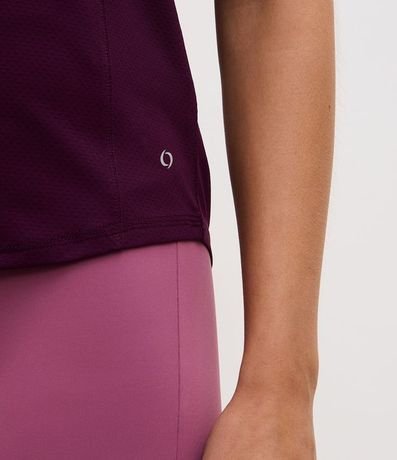 Remera Deportiva en Microfibra Texturizada 4