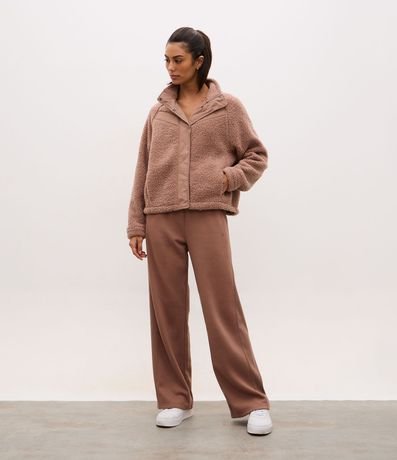 Campera Bomber Deportiva en Sherpa con Cuello Alto 2