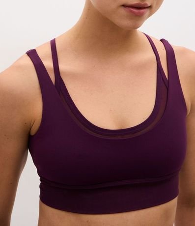 Top Deportivo en Microfibra Liso con Superposición y Copa 3