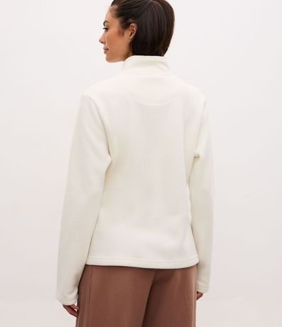 Campera Pesada Deportiva en Fleece con Cuello Alto 4