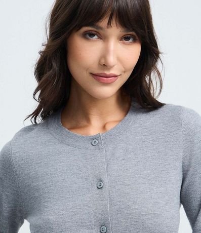 Cardigan en Viscosa en Efecto Punto con Botones 3