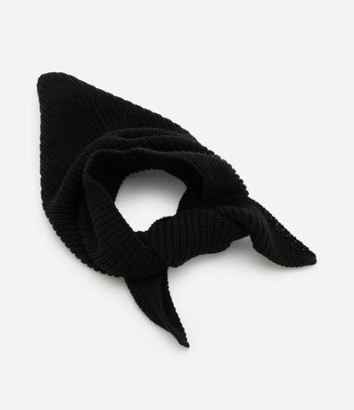 Pañuelo en Punto con Formato Triangular