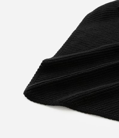 Pañuelo en Punto con Formato Triangular 2